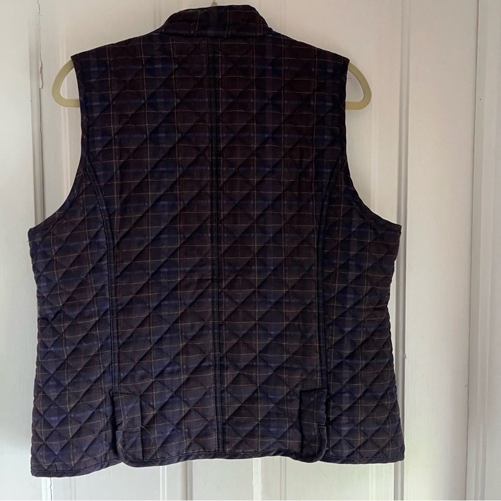 Orvis Women’s Quilted Vest - dark purple plaid size large - Picture 2 of 9